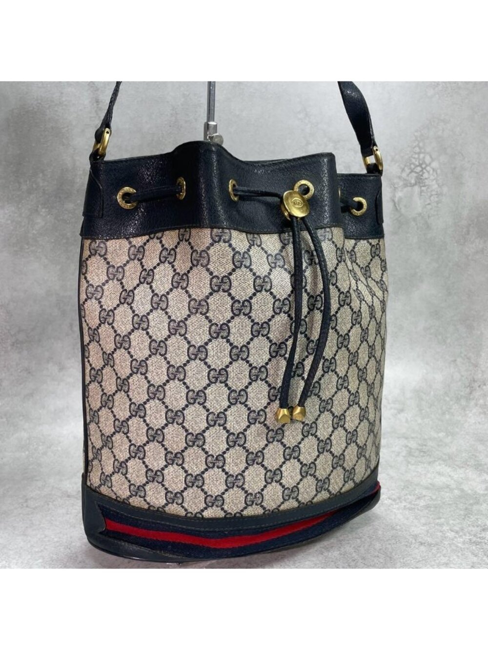 Gucci GG Sherry Line Shoulder Bag Navy Leather Drawstring